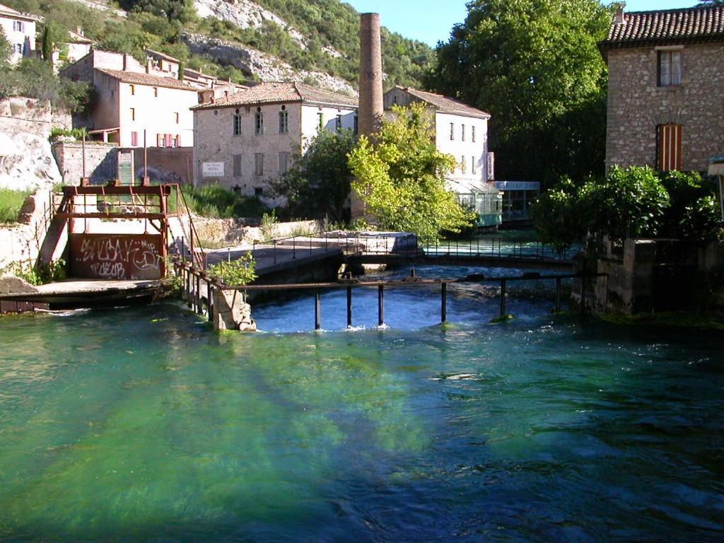 Vila La Calvinette Pernes-les-Fontaines Exteriér fotografie